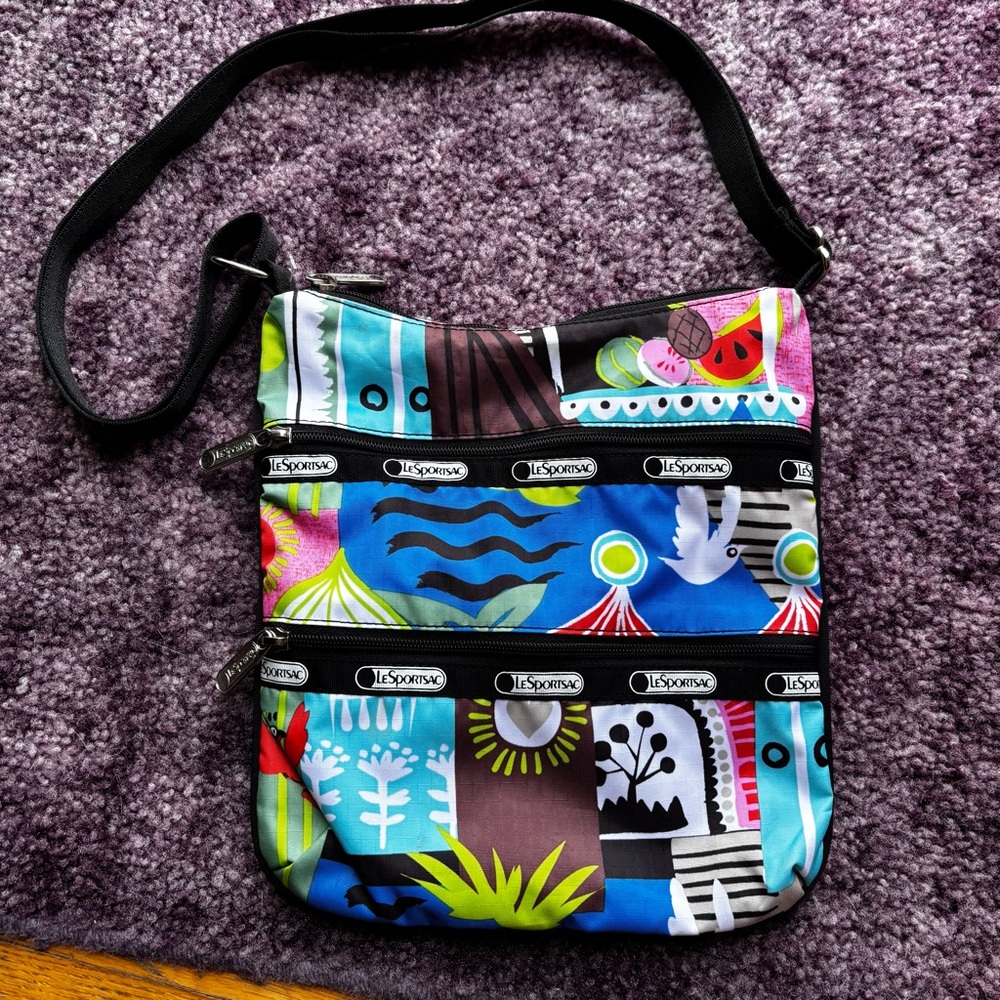 new Lesportsac tropical 3 zip crossbody bag